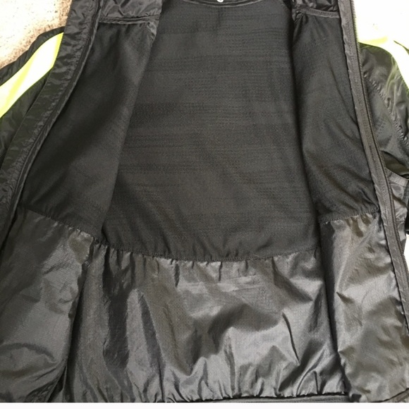 Nike - Picture 5 of 5